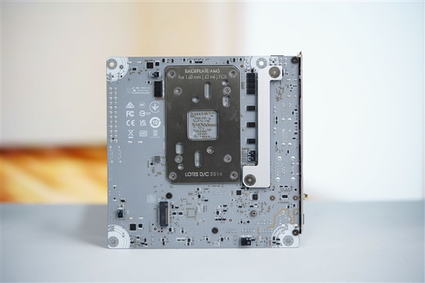 on9star登錄:ITX小巧强悍!微星MPG B850I EDGE TI WIFI图赏